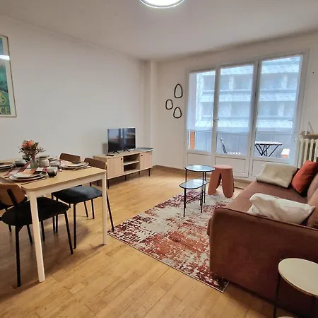 Apartamento Steps From Montmartre Charming & Spacious 2-3 Paris