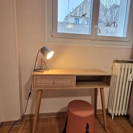 Apartamento Steps From Montmartre Charming & Spacious 2-3