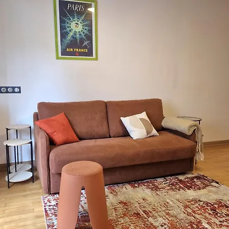 Apartamento Steps From Montmartre Charming & Spacious 2-3 *