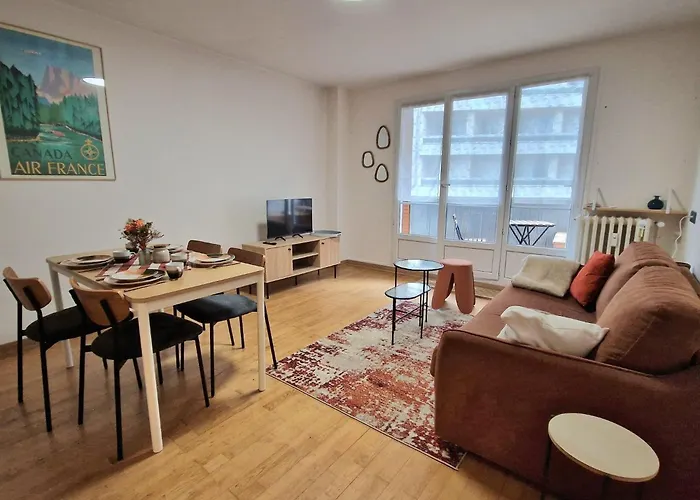 Apartman Steps From Montmartre Charming & Spacious 2-3 Párizs
